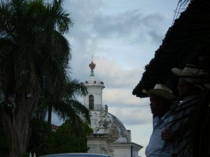 America Centrale - El Salvador - Suchitoto - la cattedrale