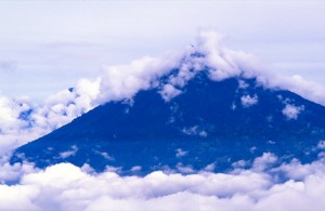 America Centrale - Guatemala - Antigua - vulcano Agua